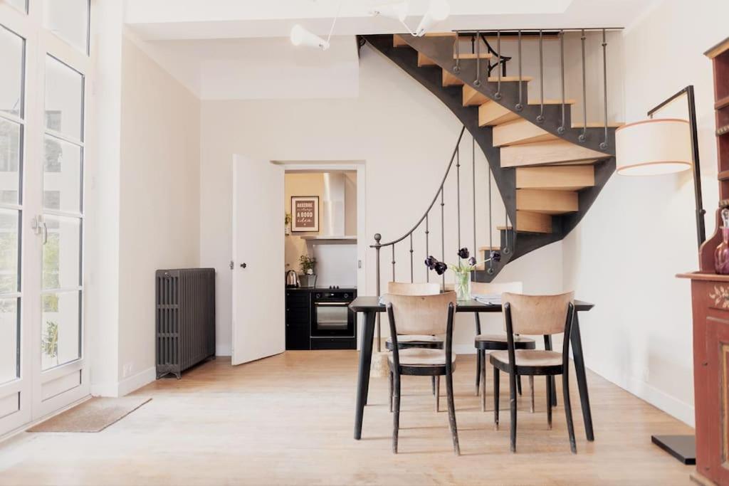 Maison Des Pilastres Au Coeur D'Auxerre Exteriör bild